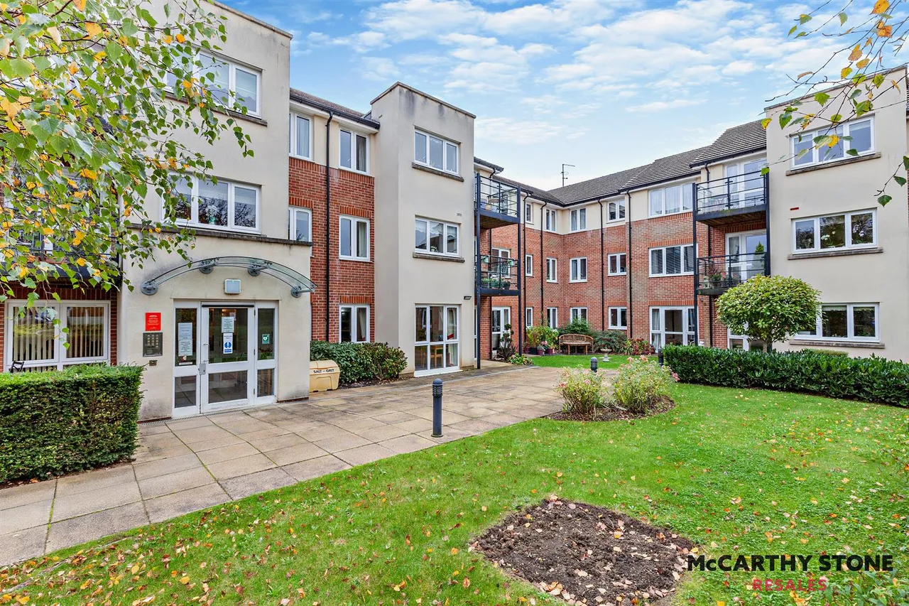 1 bed flat for sale, Legions Way, Bishop's Stortford, CM23