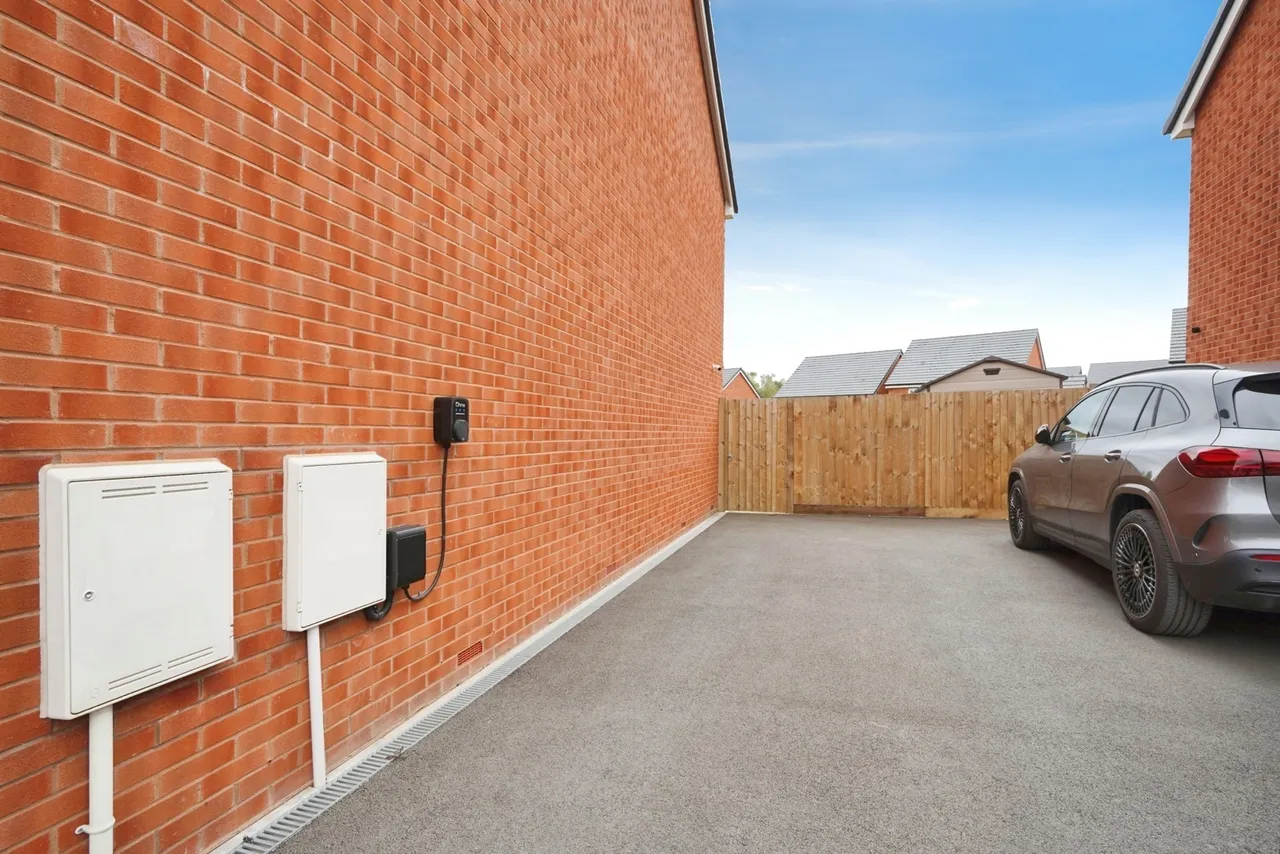 Quartz Close, Coalville, LE67, photo 19