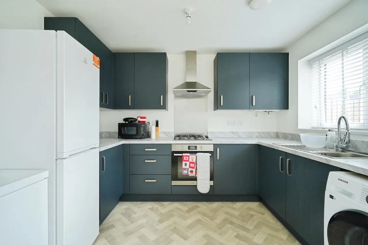 Quartz Close, Coalville, LE67, photo 5