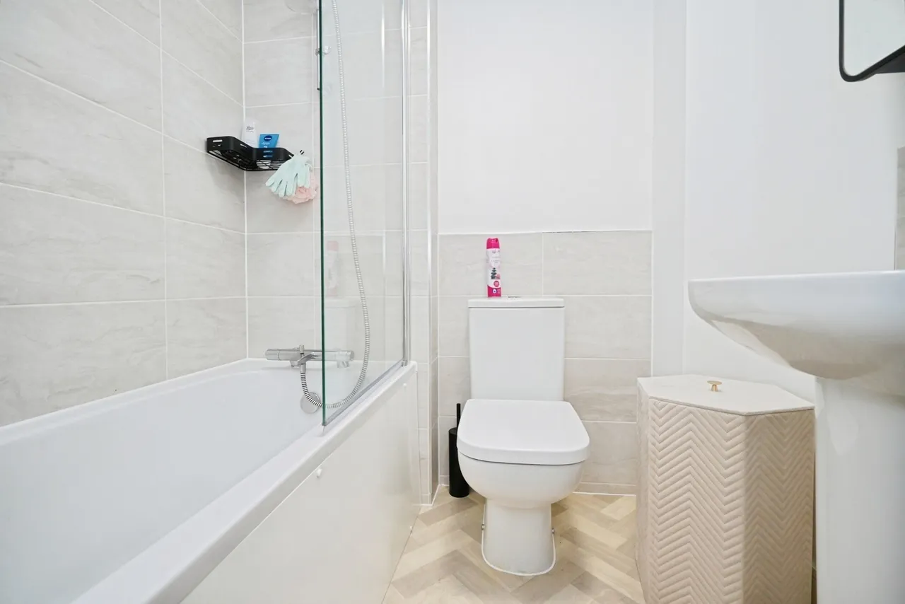 Quartz Close, Coalville, LE67, photo 15