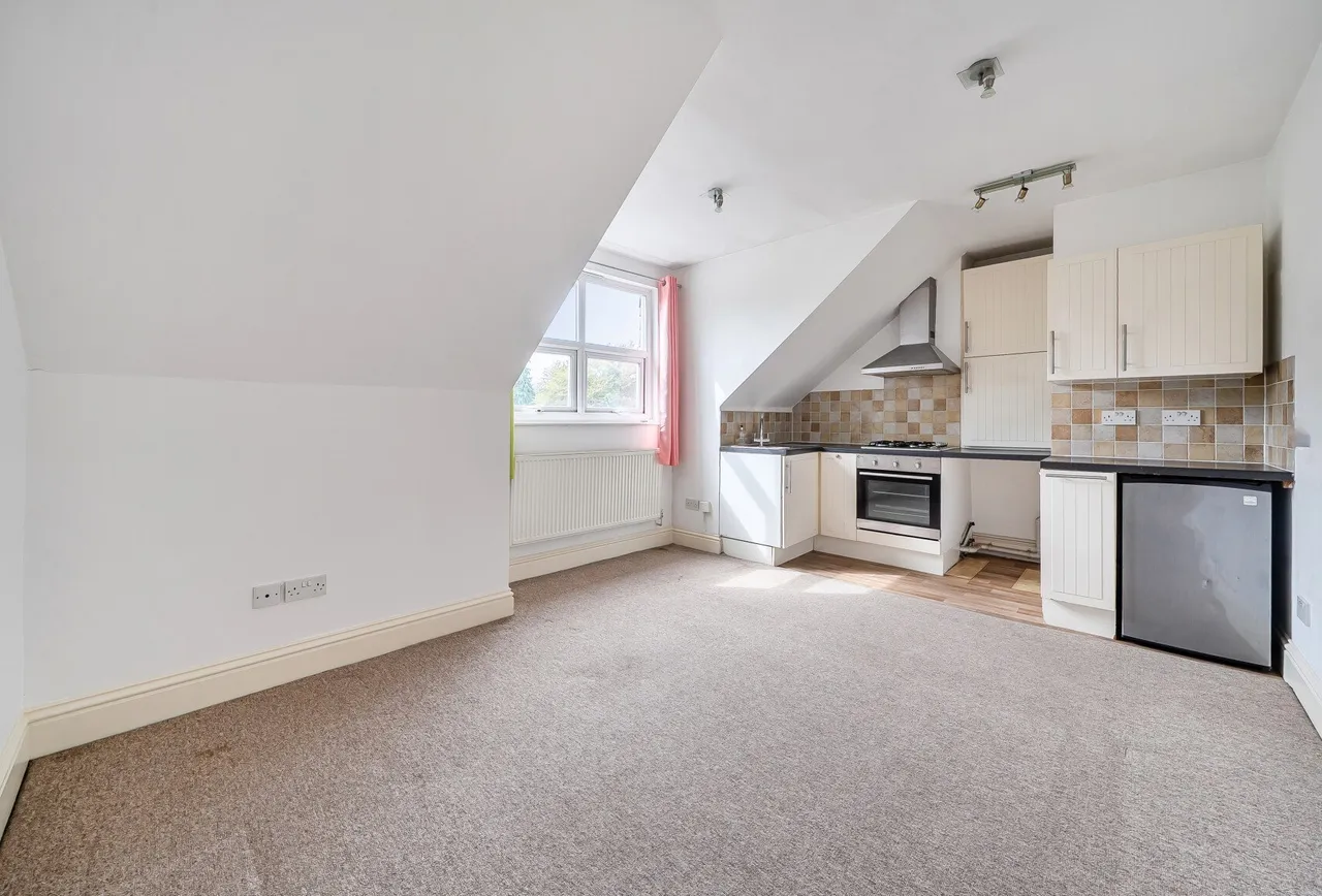 Bath Road, Somerset, Brislington, BS4 3JU, photo 2