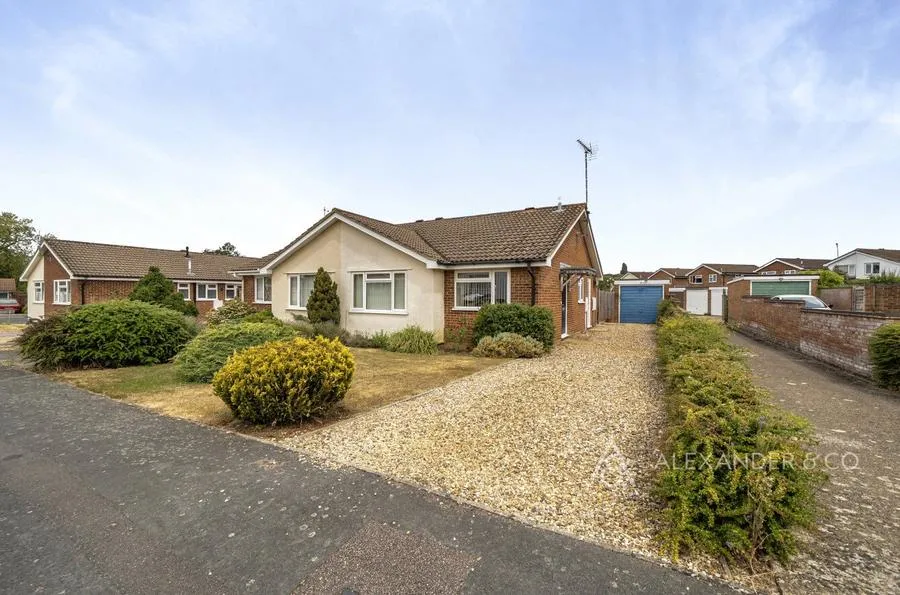 2 bed house for sale, Leapingwell Lane, Winslow, MK18