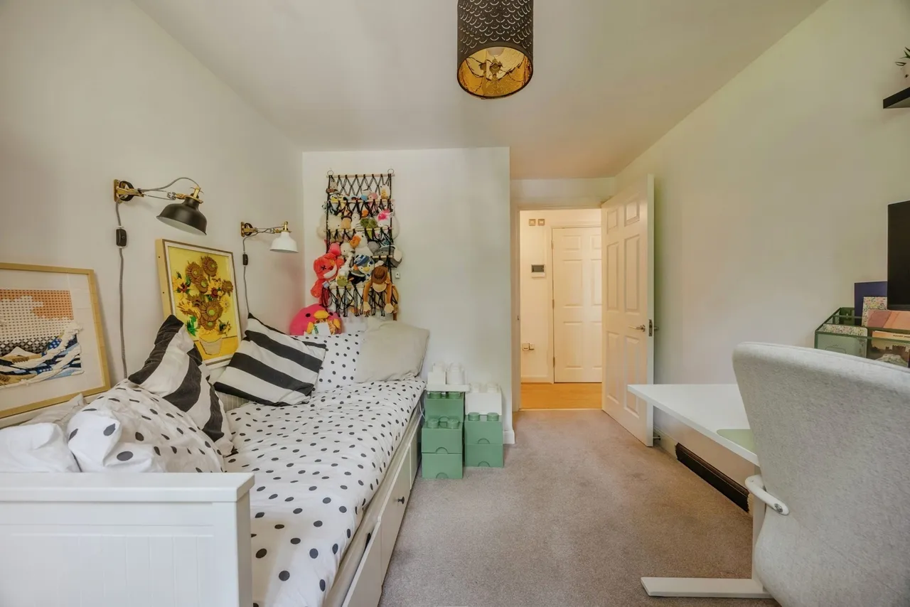 Birdhurst Road, South Croydon, CR2, photo 17