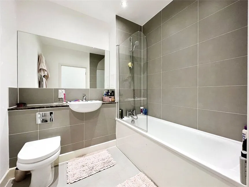 Lakewood Drive, Tunbridge Wells, Kent, TN2, photo 8