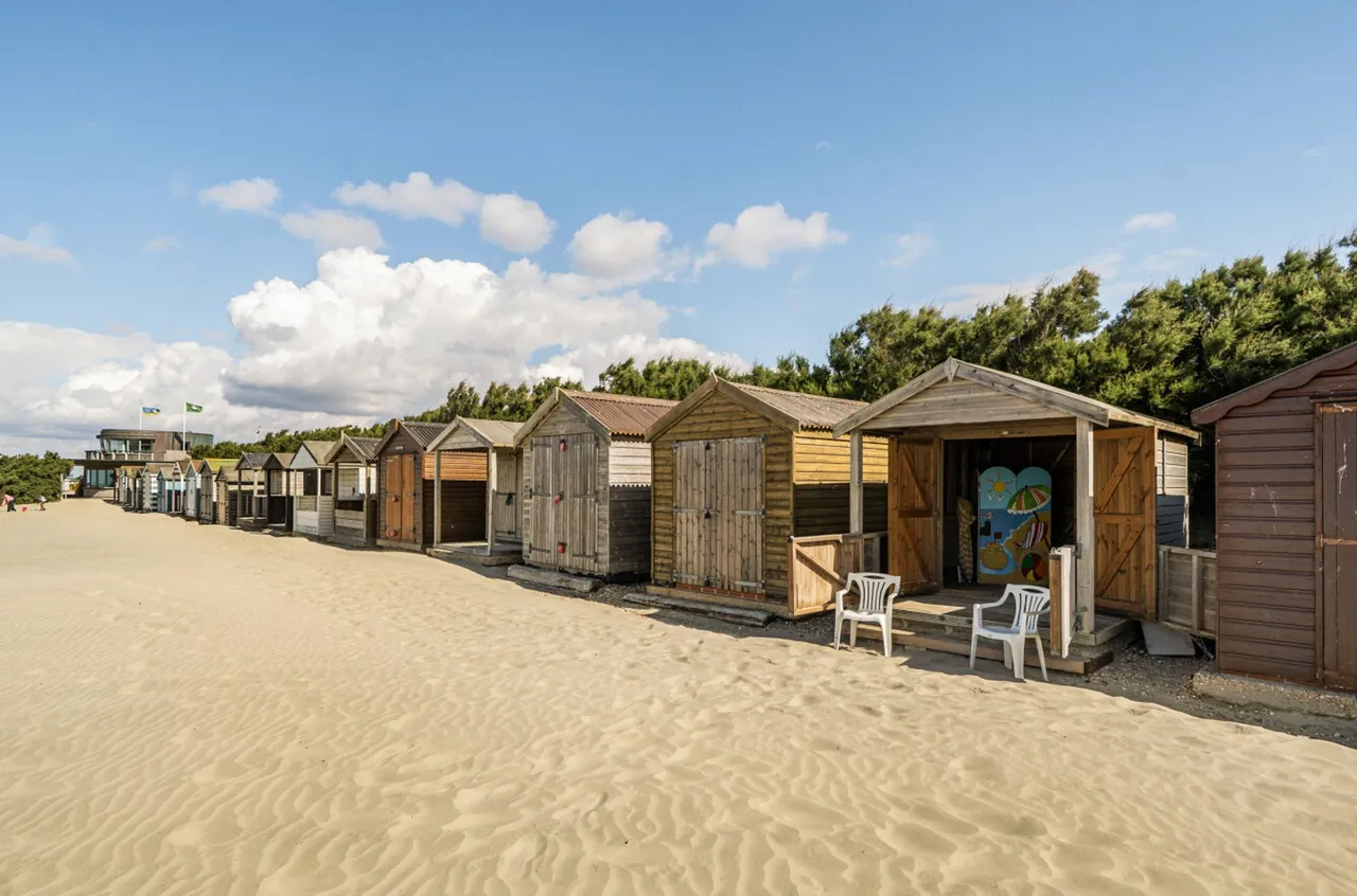 West Wittering Beach, West Wittering, PO20, photo 5