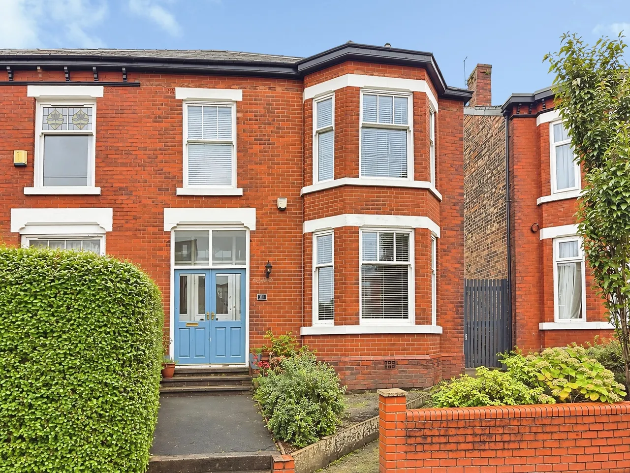 4 bed house for sale, Acresfield Road, Salford, M6