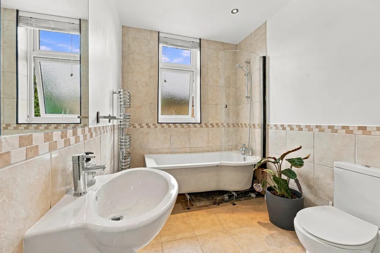Acresfield Road, Salford, M6, photo 15