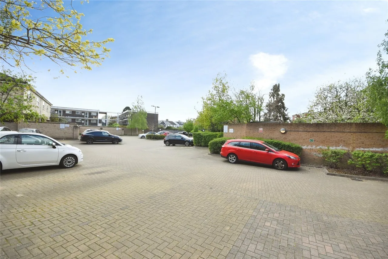 Lynmouth Avenue, CHELMSFORD, Essex, CM2, photo 8