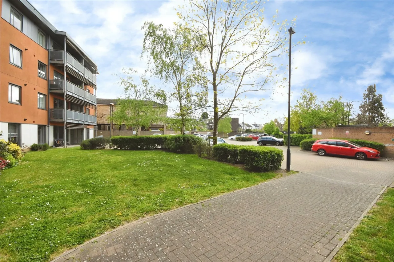 Lynmouth Avenue, CHELMSFORD, Essex, CM2, photo 11