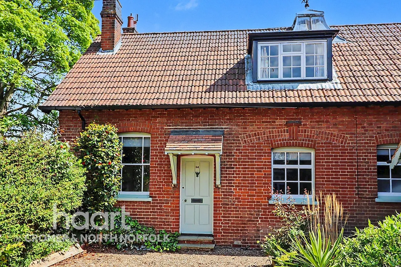 High Street, Overstrand, NR27, photo 27
