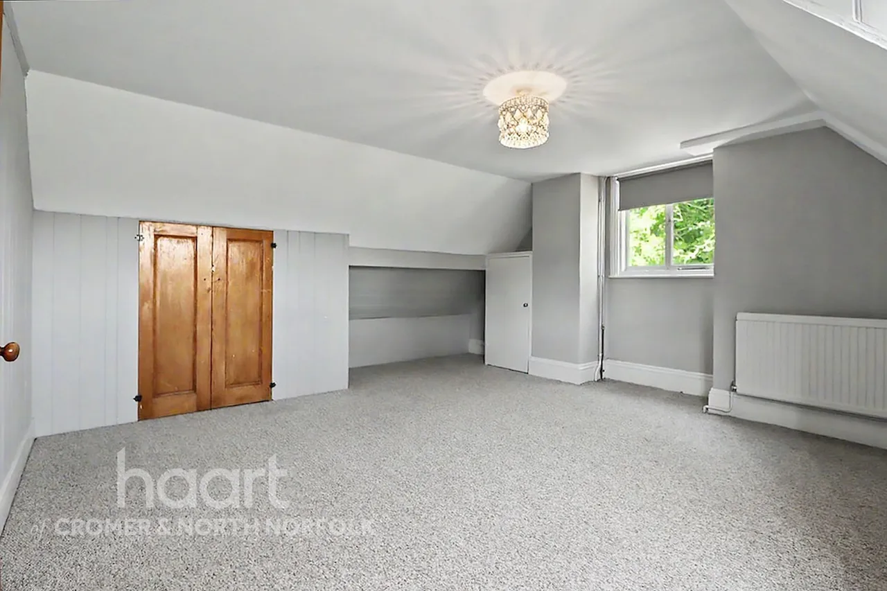 High Street, Overstrand, NR27, photo 17