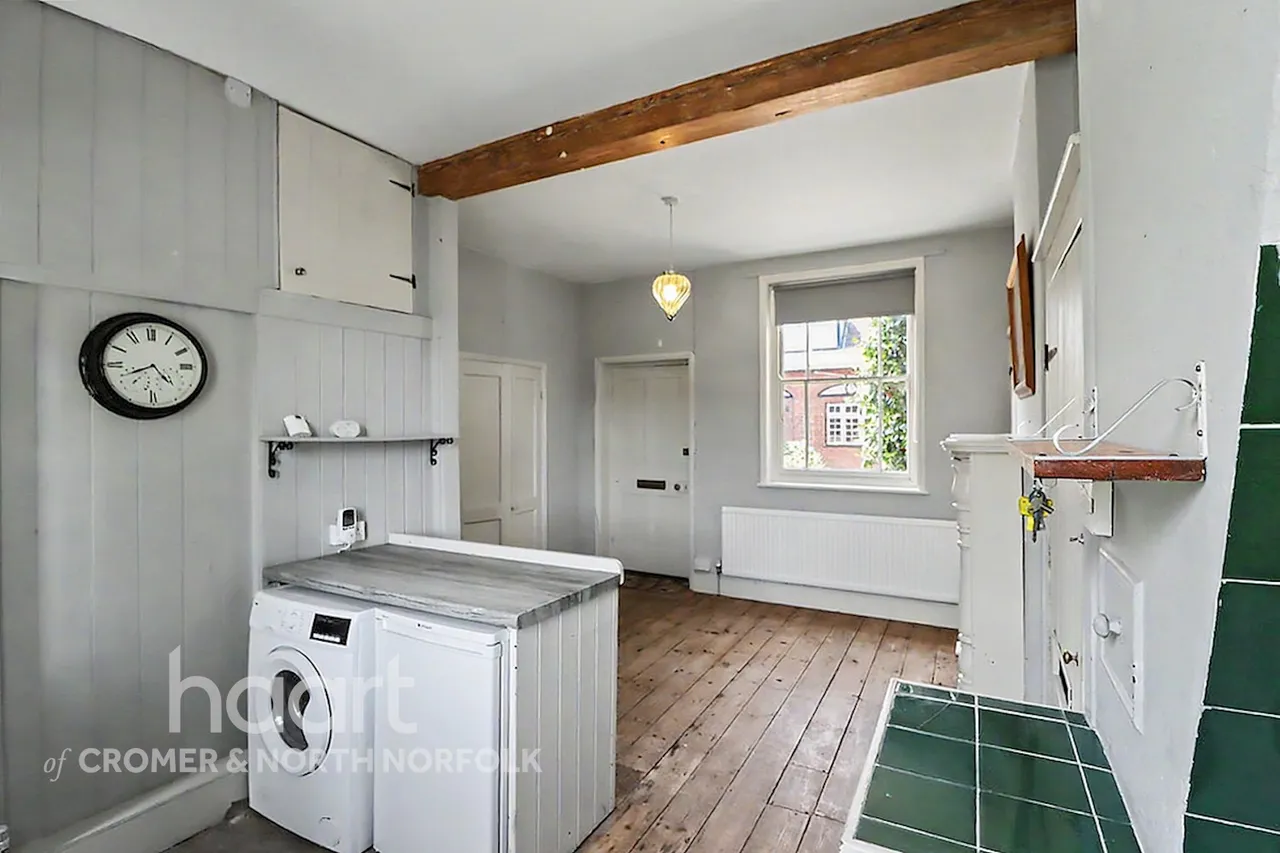 High Street, Overstrand, NR27, photo 8