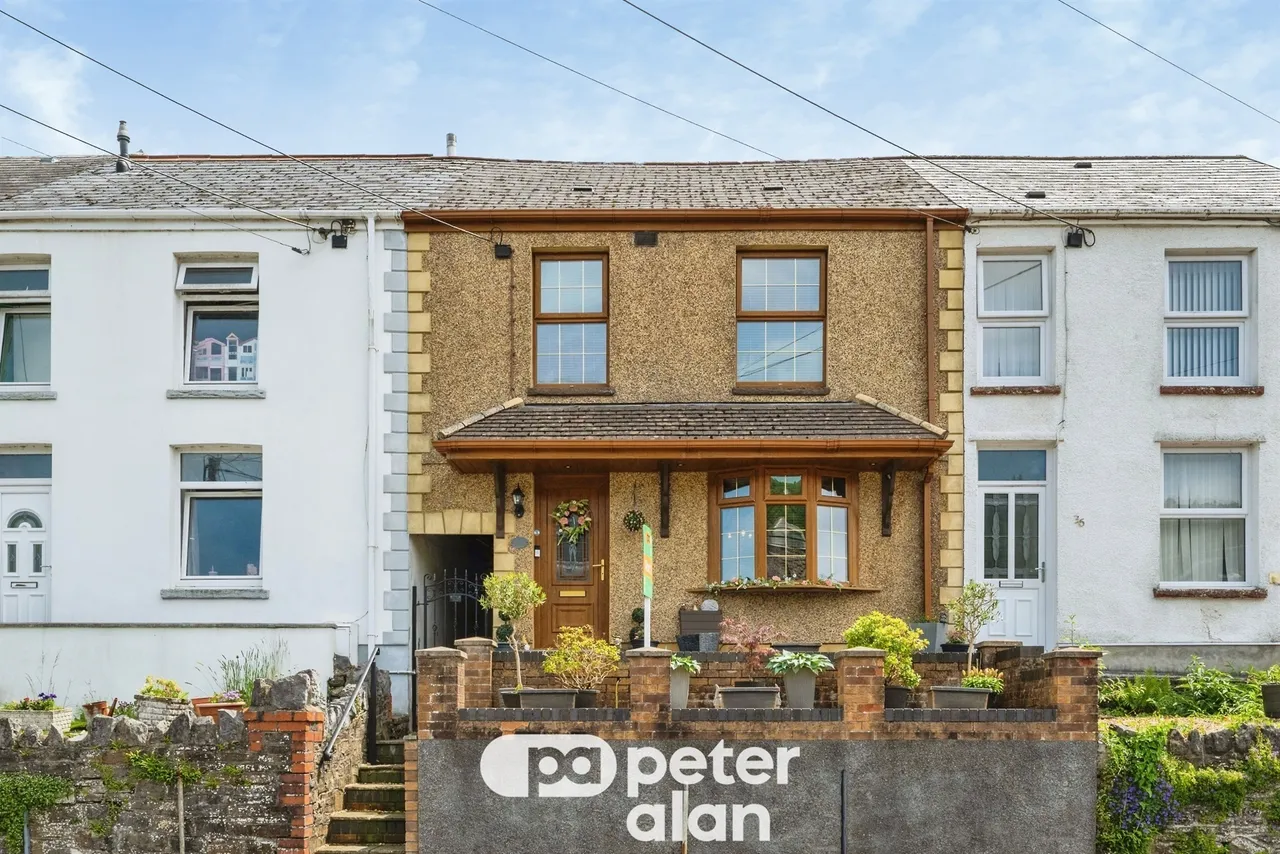 Cefn Yr Allt Neath, SA10, photo 13