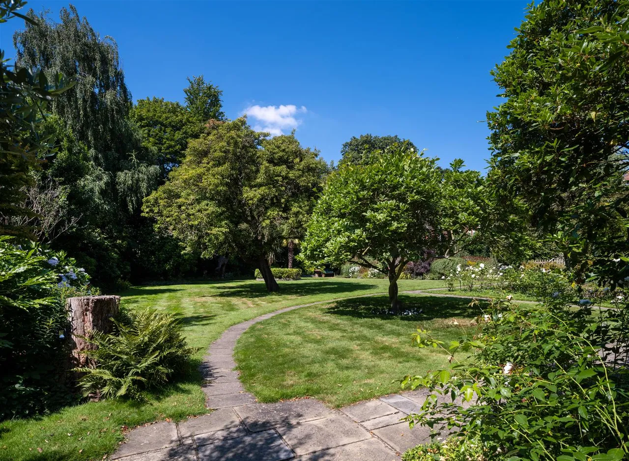 Frognal, Hampstead, London, NW3 6YA, photo 9