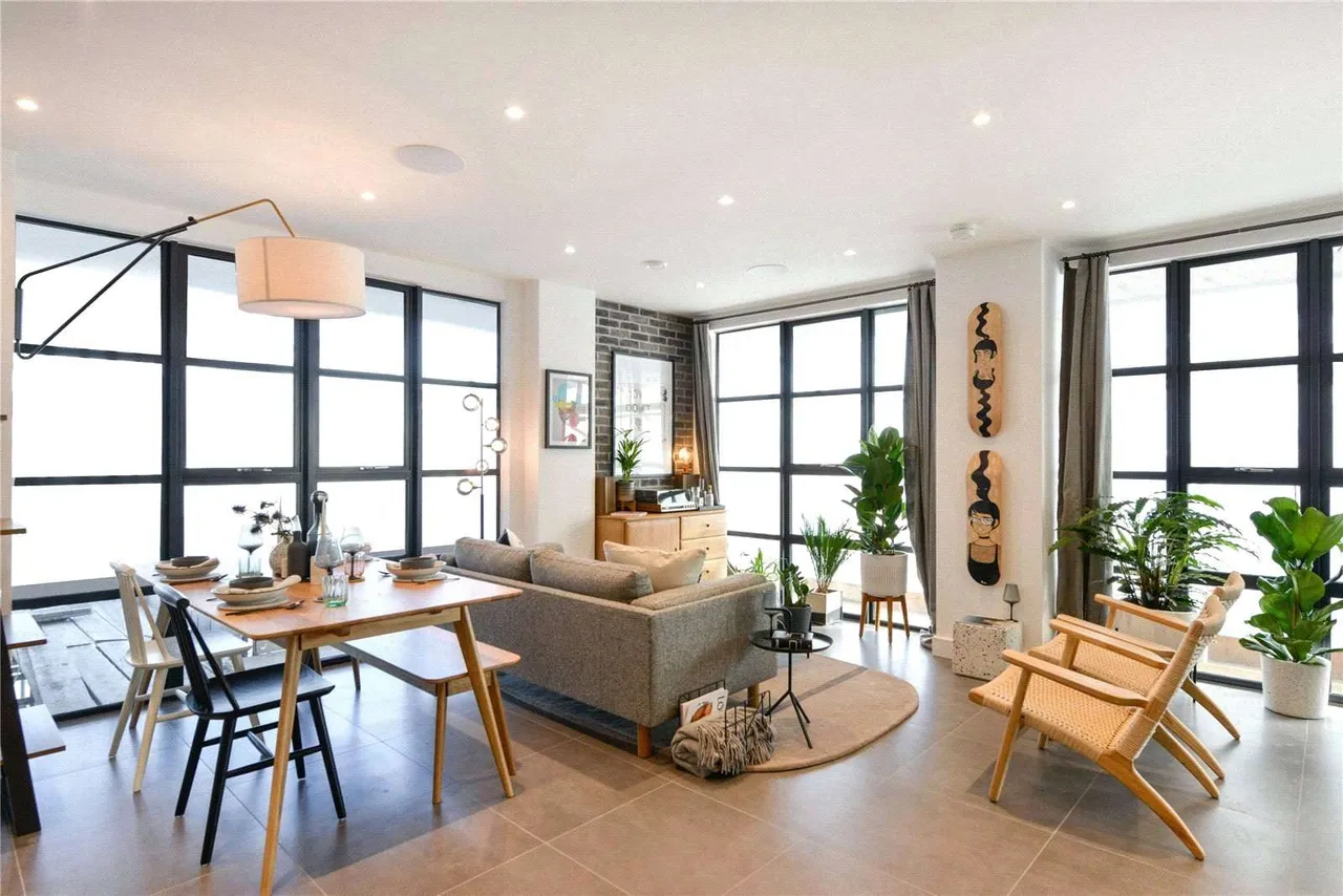 3 bed new development for sale — Bagel Factory, London, E9 5EN