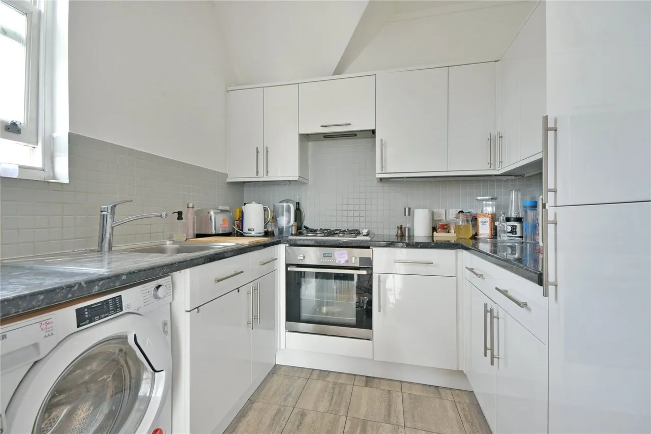 Kilburn High Road, Kilburn, NW6, photo 4