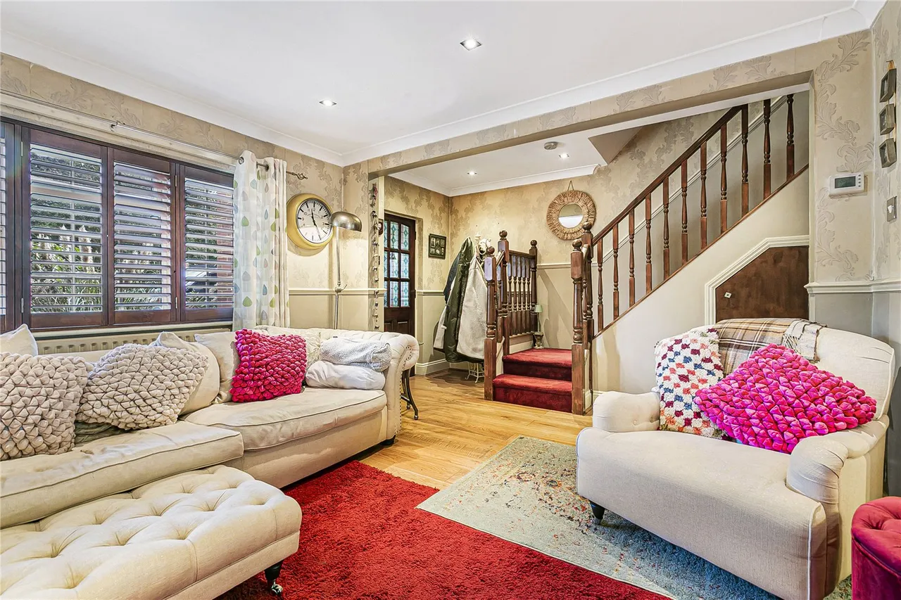Mill Farm Crescent, Whitton, TW4, photo 6