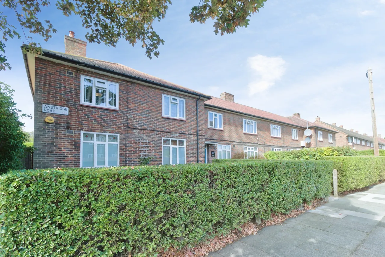 1 bed flat for sale, Anstridge Road, London, SE9