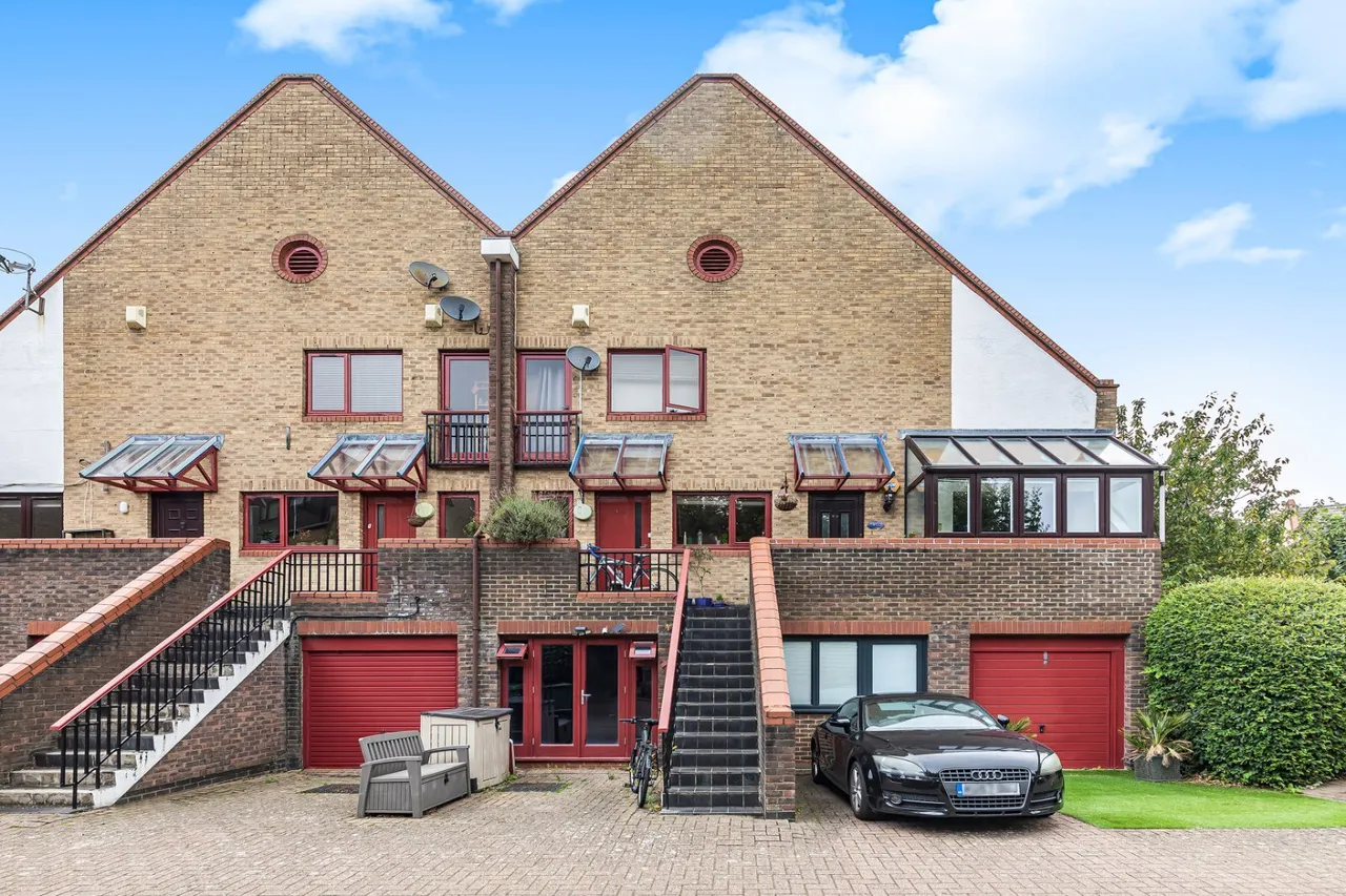Bywater Place, London, SE16, photo 4