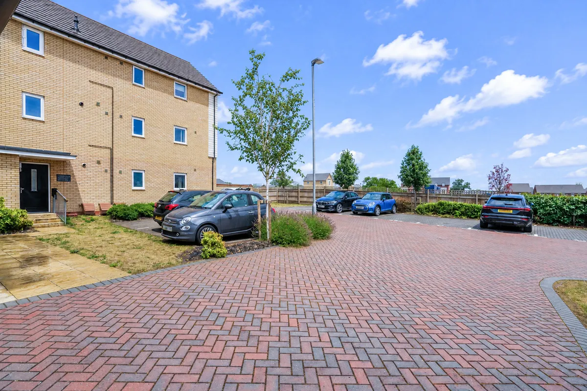 Milton Keynes, MK17, photo 17