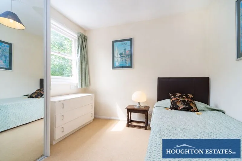 Sutherland Avenue, Maida Vale W9 2HF, photo 10