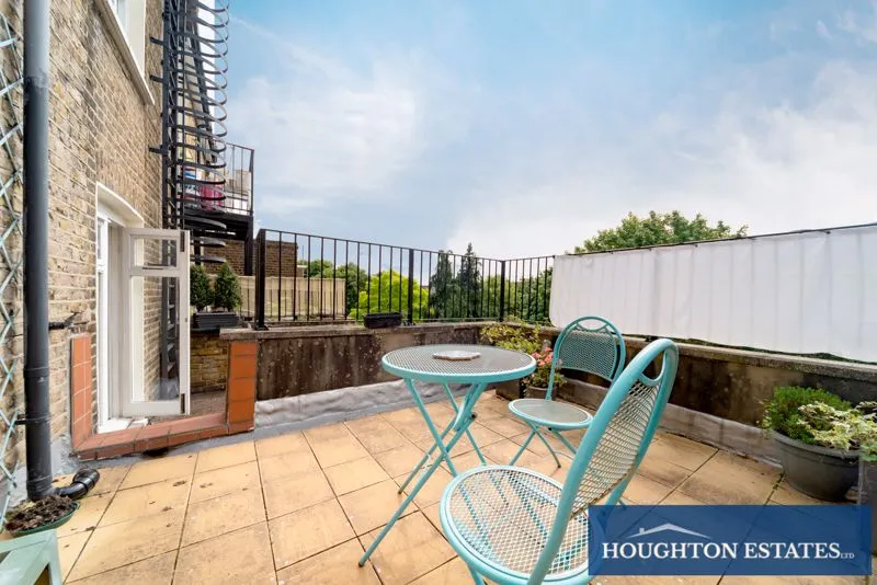 Sutherland Avenue, Maida Vale W9 2HF, photo 3