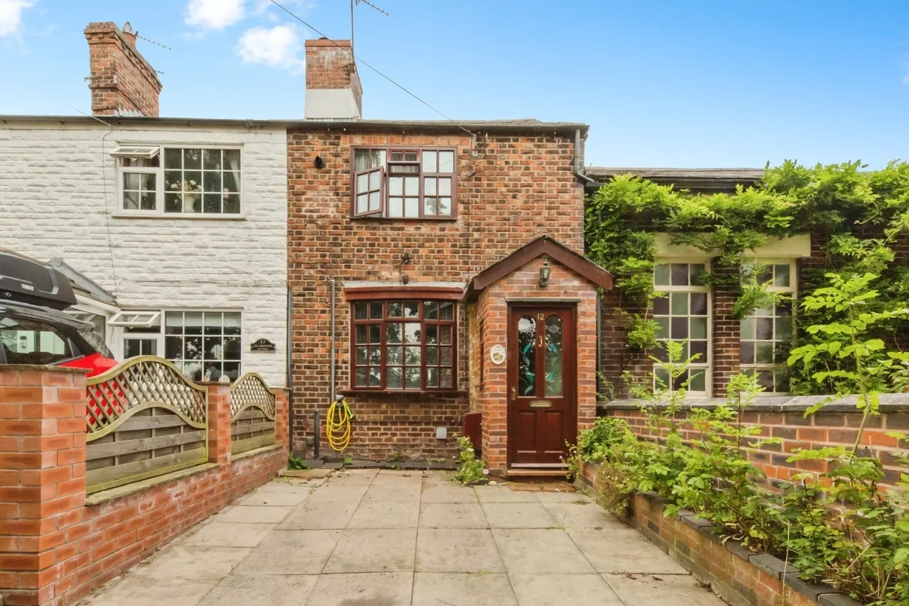 2 bed house for sale — Chapel Lane, Moulton, Northwich, Cheshire, CW9