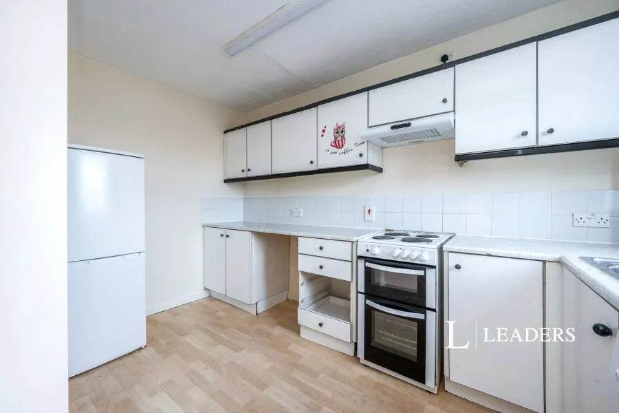 Grace Avenue, Oldbrook, MK6, photo 3