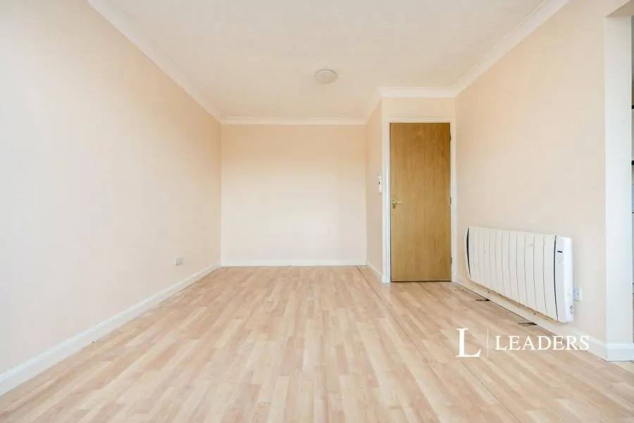 Grace Avenue, Oldbrook, MK6, photo 6