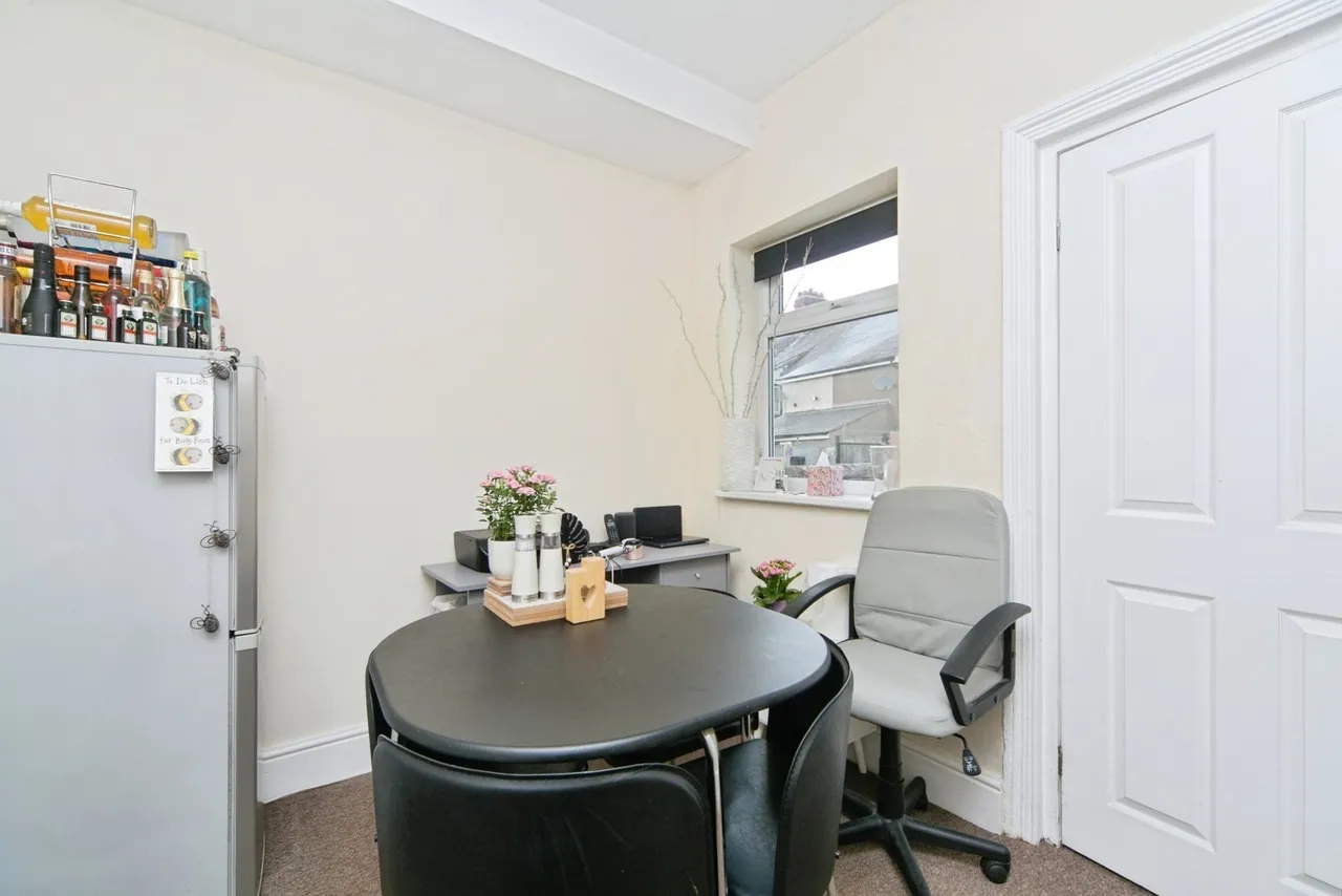Caradog Road, Llandudno Junction, LL31, photo 16