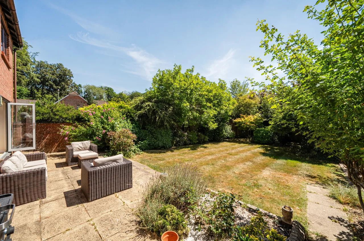Sparrowgrove, Otterbourne, SO21, photo 16