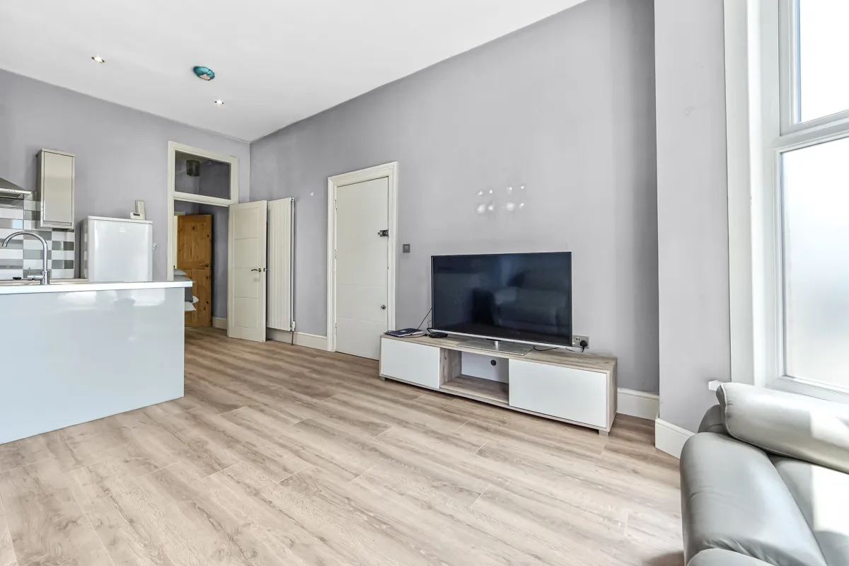 Eastwood Road, Ilford, IG3, photo 2