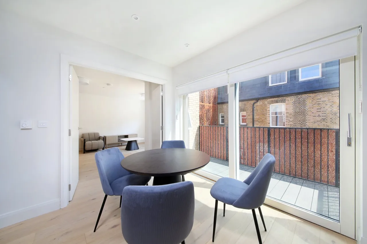 Stonhouse Street, London, SW4, photo 6