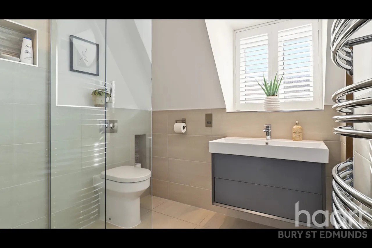Airfield Road, Bury St Edmunds, IP32, photo 17