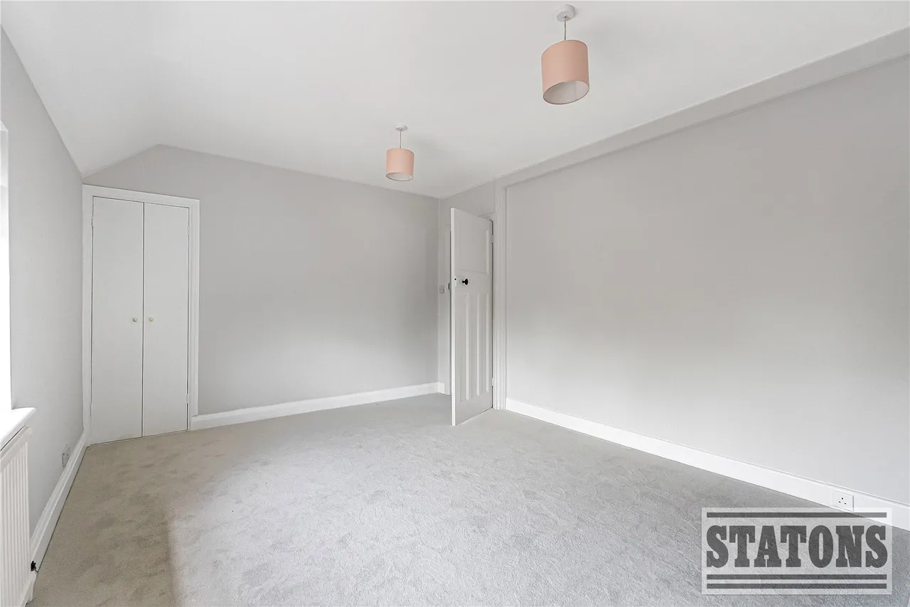 The Avenue, Potters Bar, Hertfordshire, EN6 1EG, photo 13