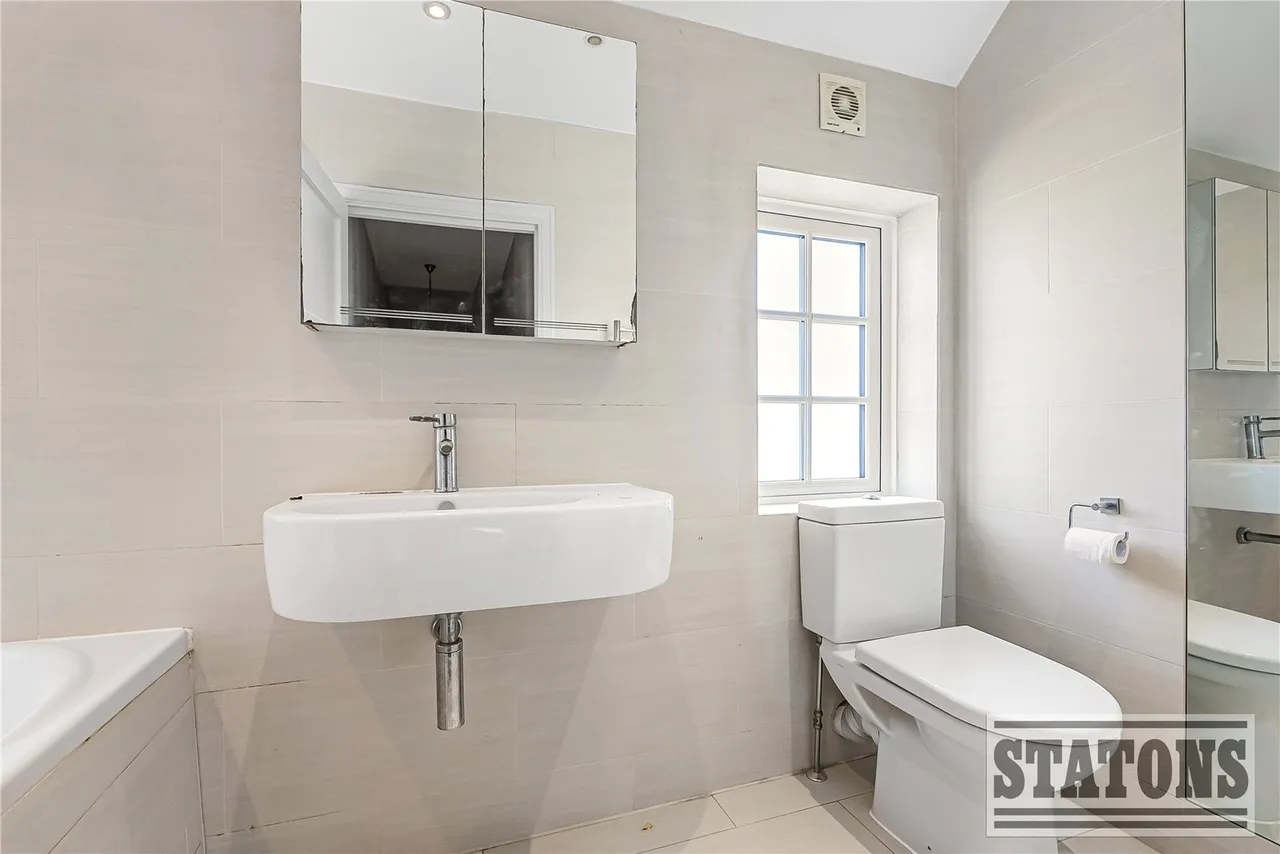 The Avenue, Potters Bar, Hertfordshire, EN6 1EG, photo 10