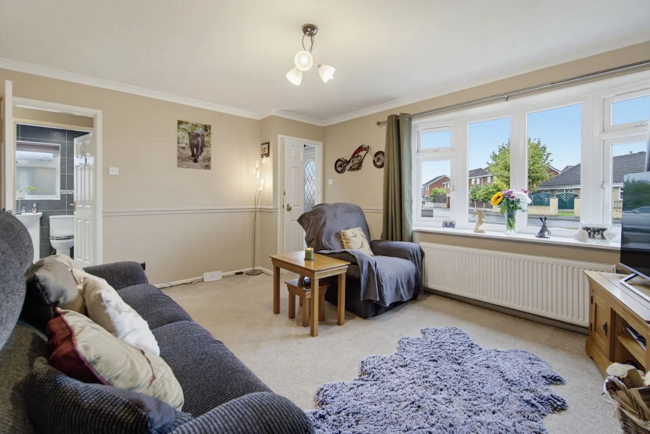 St. Lawrence Avenue, Snaith, DN14, photo 8