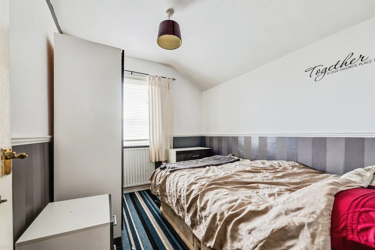 Bright Street, Swindon, SN2, photo 11