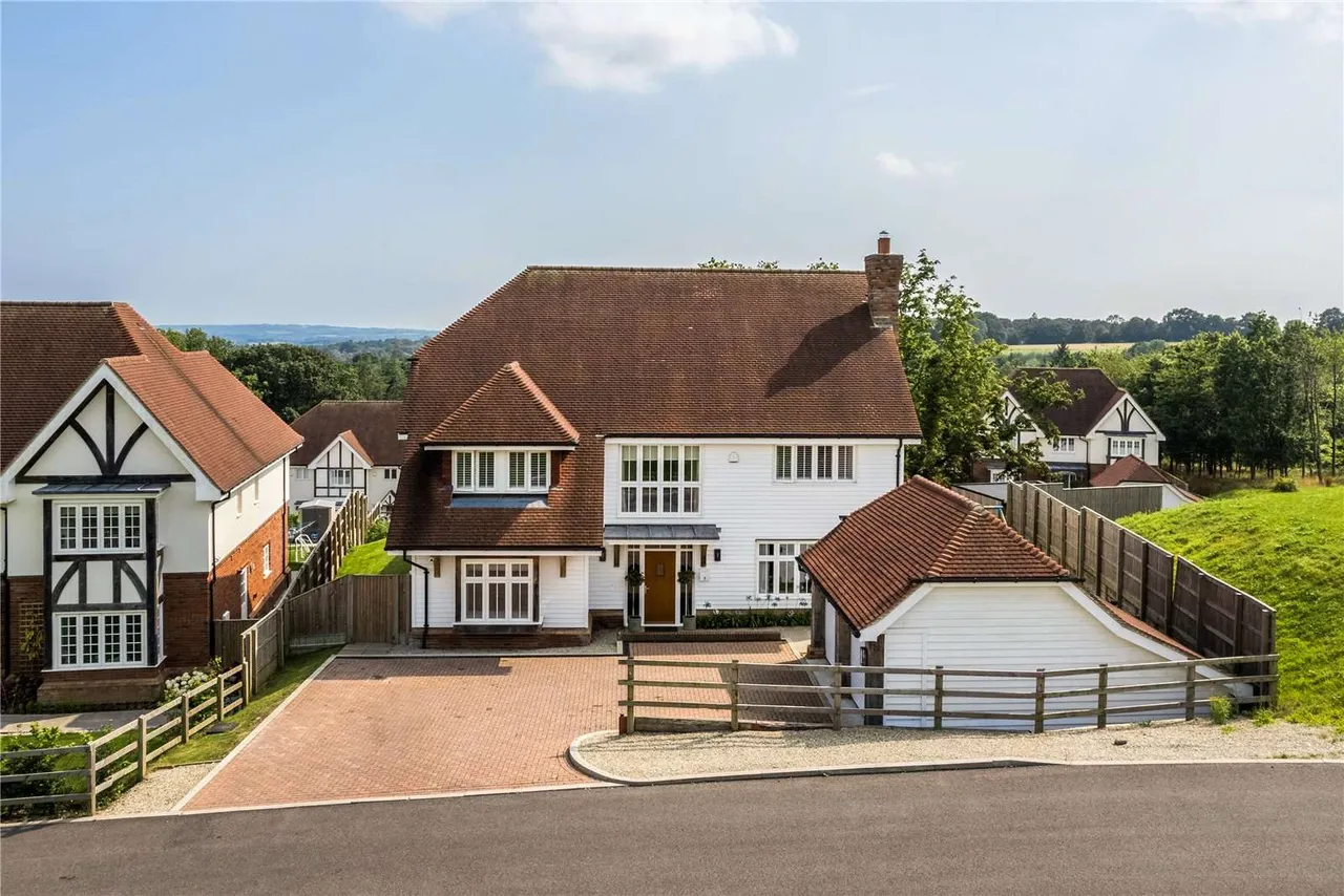 5 bed house for sale — Legat Close, Wadhurst, East Sussex, TN5 6FE