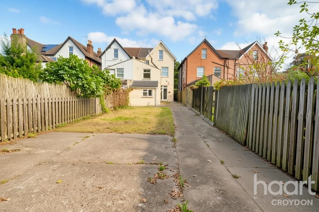 Dagnall Park, SE25, photo 7