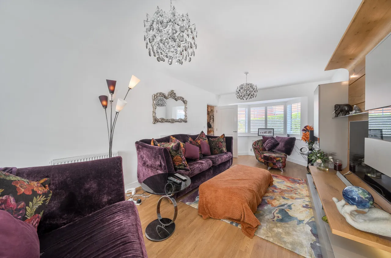 The Croft, Ash Green, Surrey, GU12 6FA, photo 8