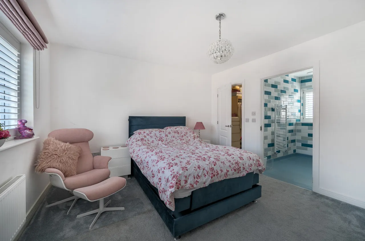 The Croft, Ash Green, Surrey, GU12 6FA, photo 5