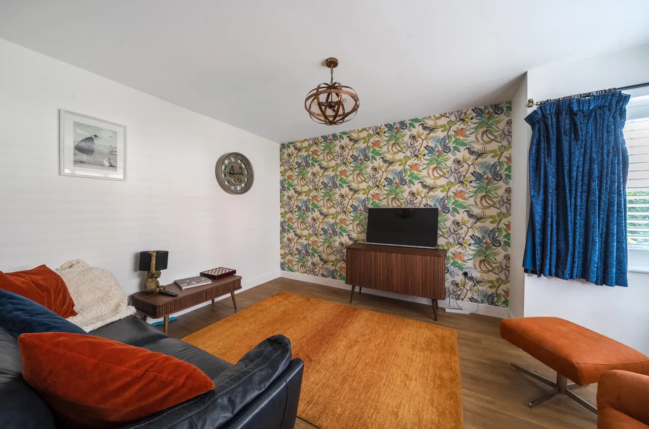 The Croft, Ash Green, Surrey, GU12 6FA, photo 6