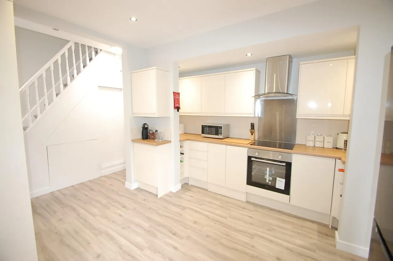 Eton Road, Burton upon Trent, DE14, photo 4