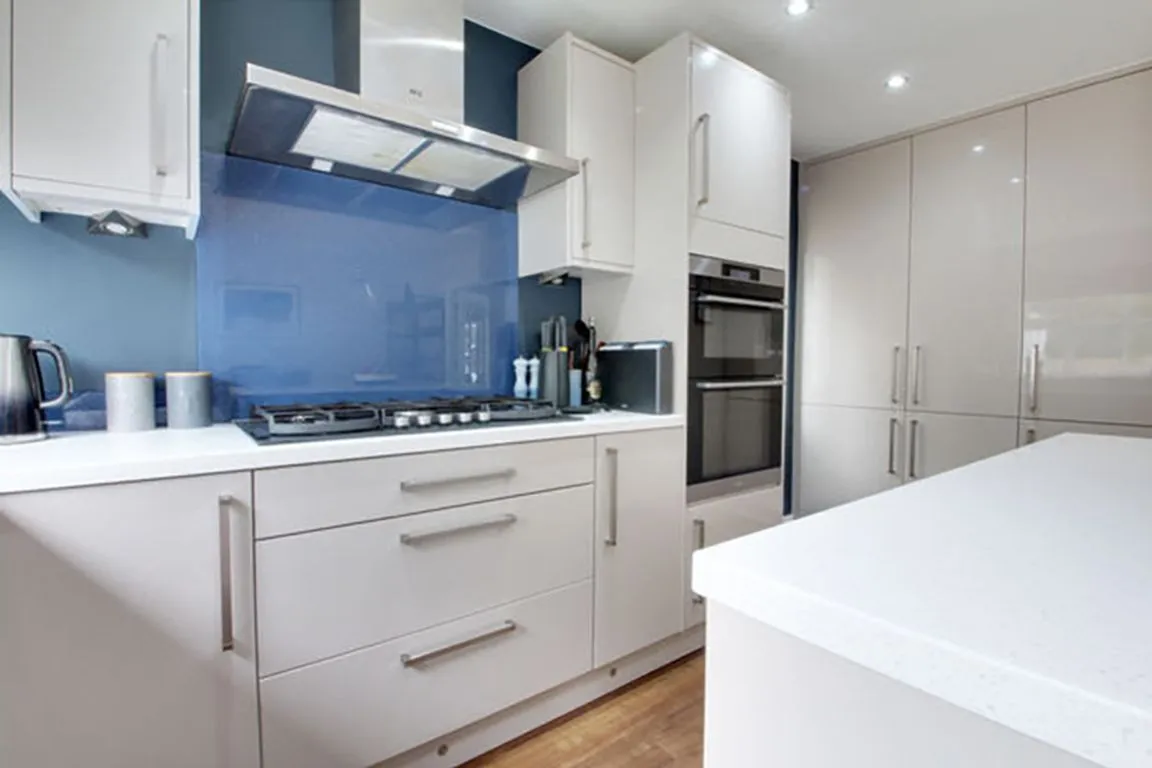 East Causeway Vale, Adel, LS16, photo 7