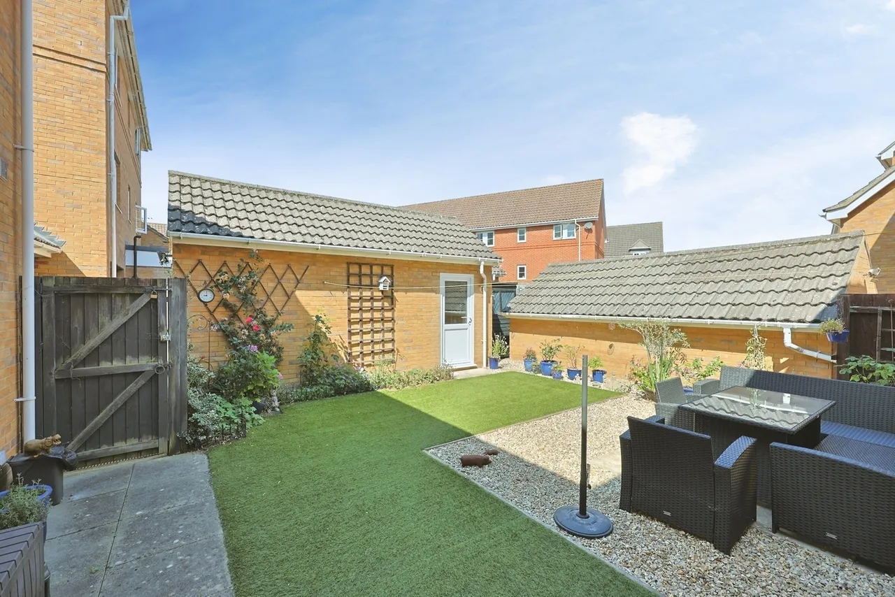 Lapwing Drive, NORWICH, Norfolk, NR8, photo 23
