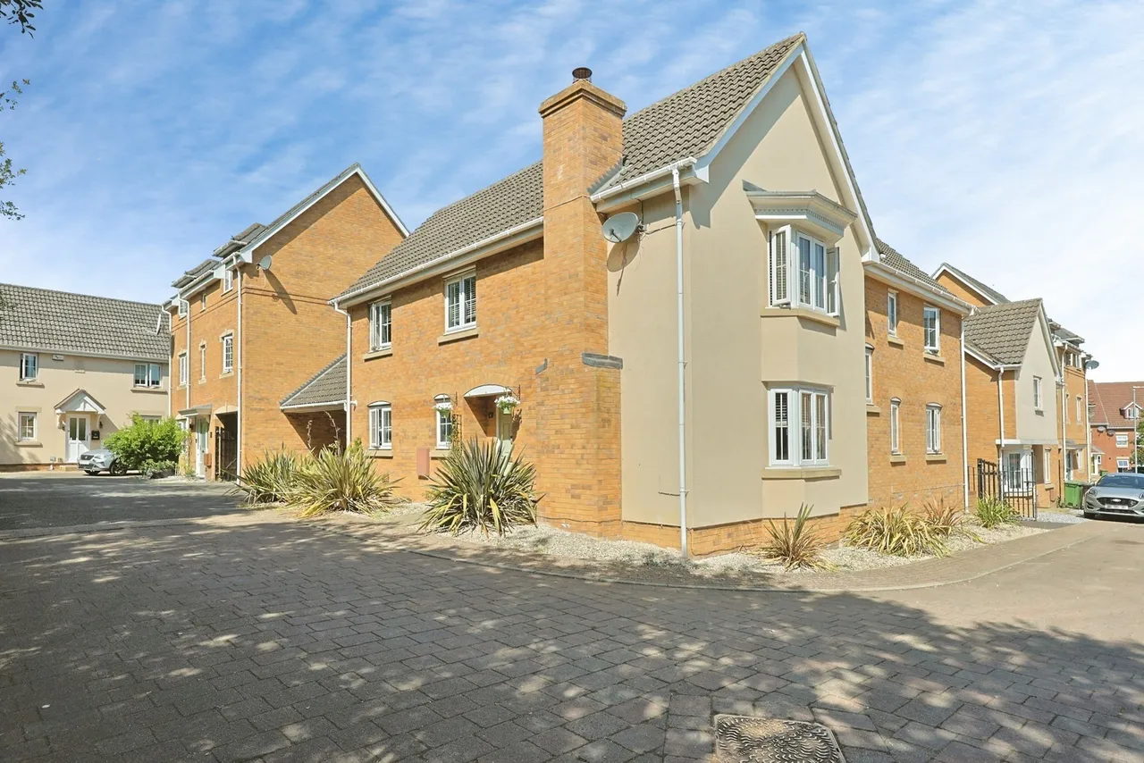 Lapwing Drive, NORWICH, Norfolk, NR8, photo 26