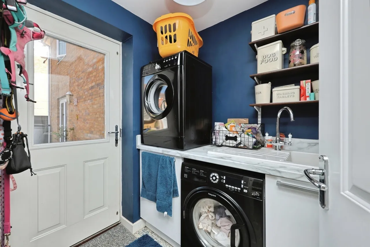 Lapwing Drive, NORWICH, Norfolk, NR8, photo 11