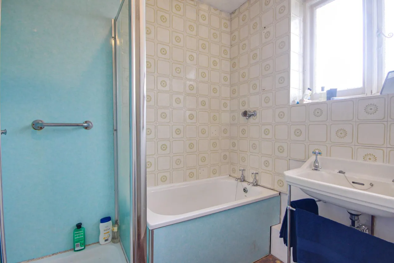 Estcourt Road, Gloucester, GL1, photo 10