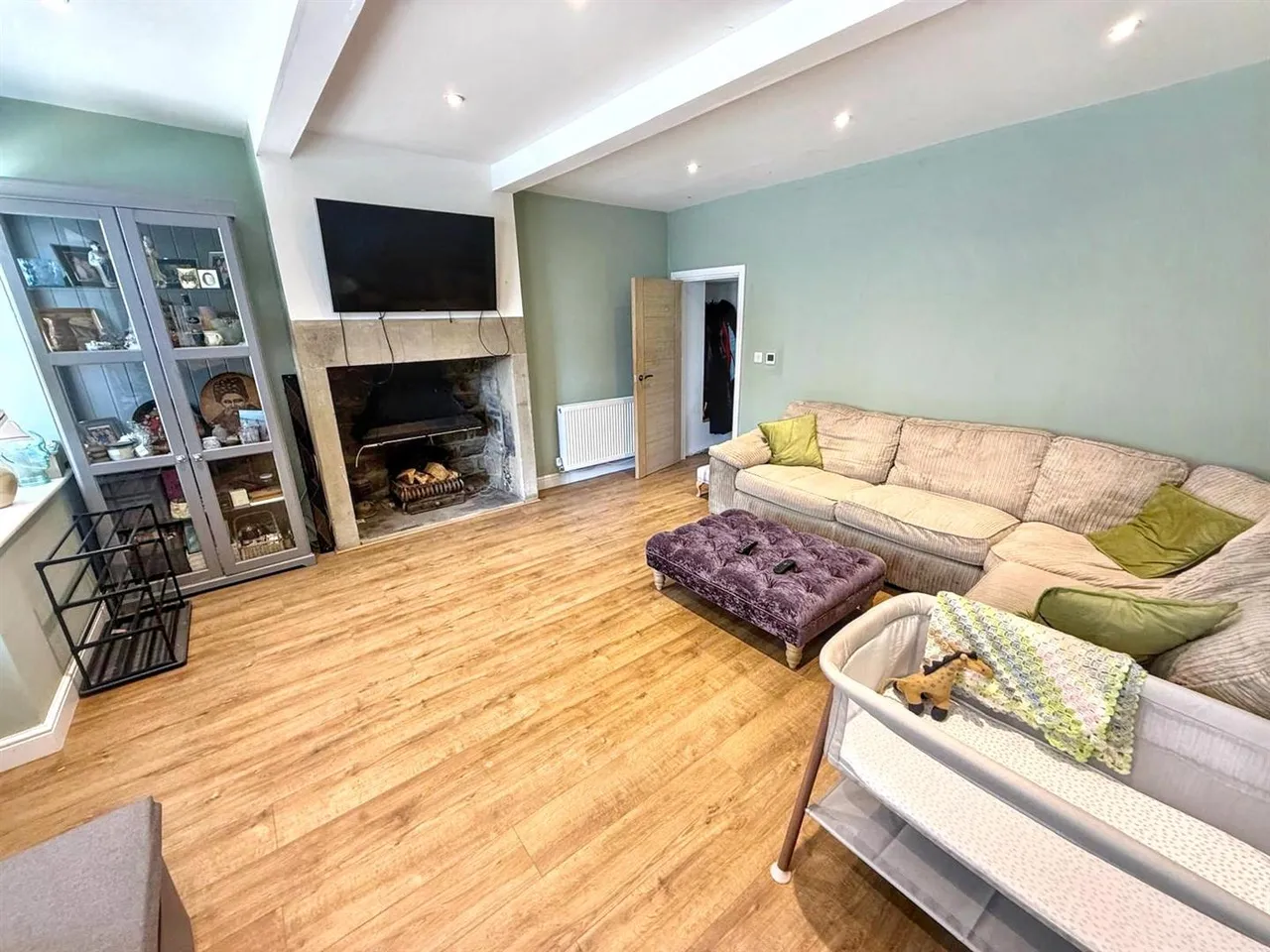 Otley Road, East Morton, BD20 5UH, photo 3